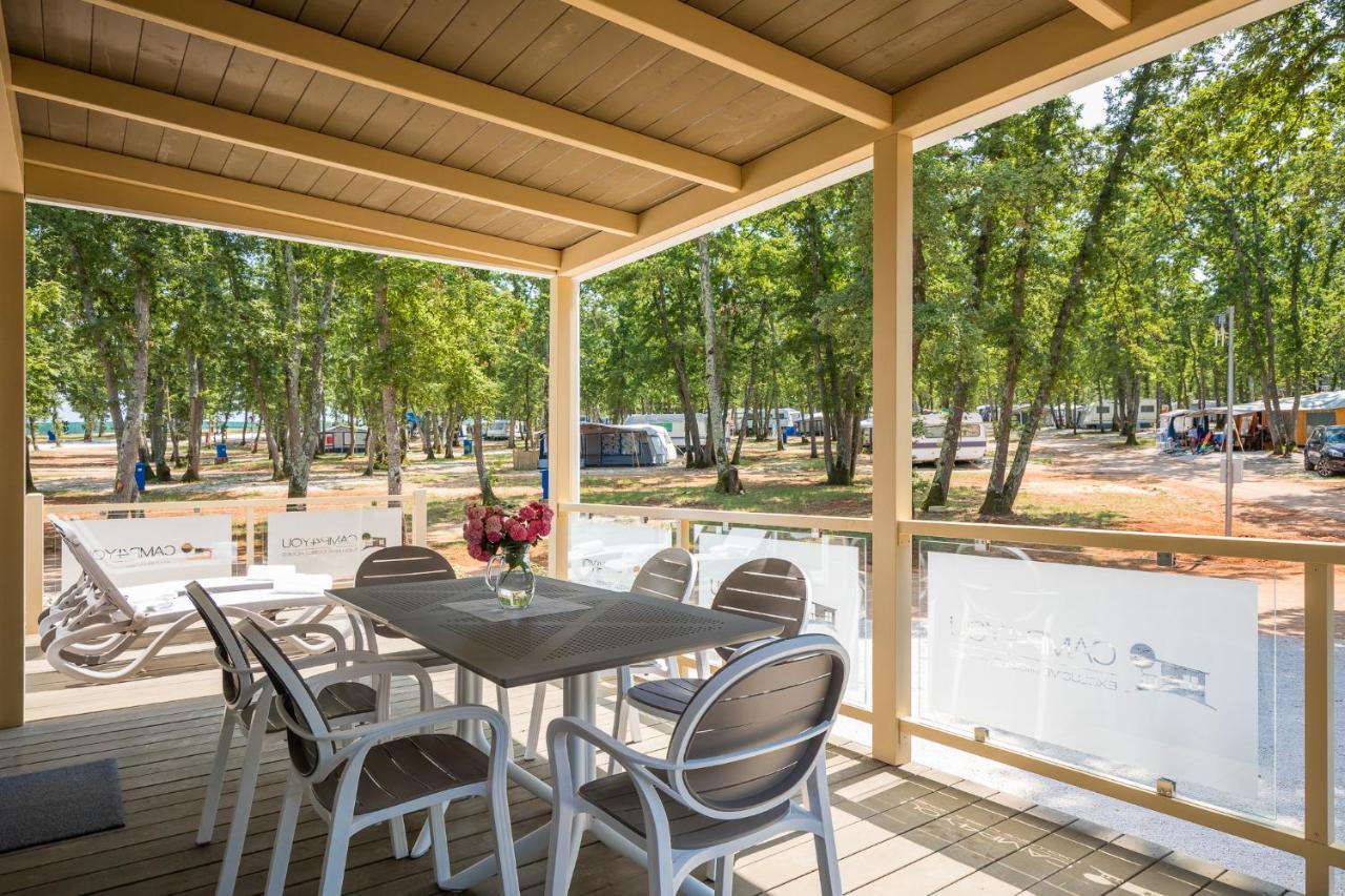 Mobile Homes Premium Relax Park Umag By Camp4You คาริกาดอร์ ภายนอก รูปภาพ