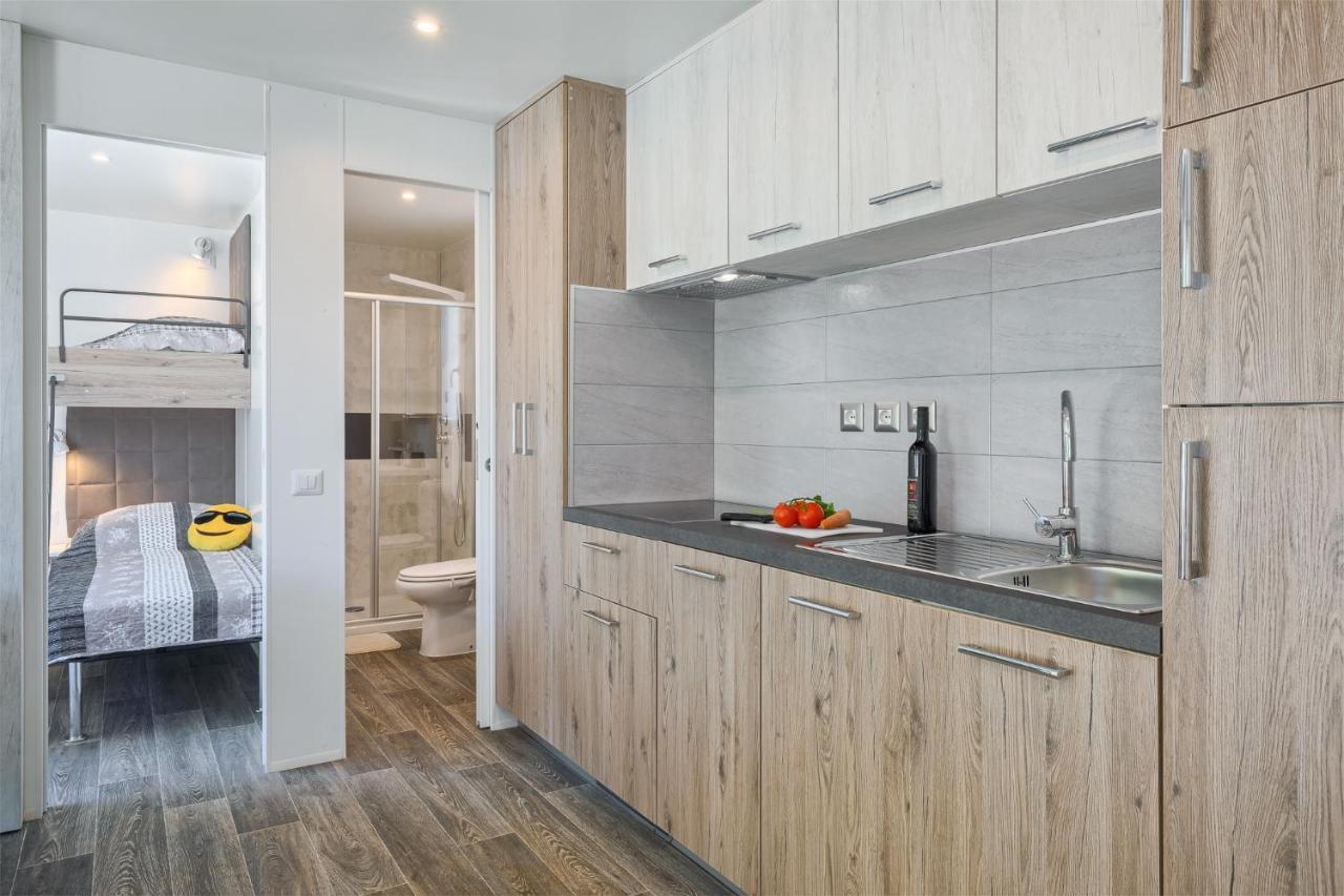 Mobile Homes Premium Relax Park Umag By Camp4You คาริกาดอร์ ภายนอก รูปภาพ